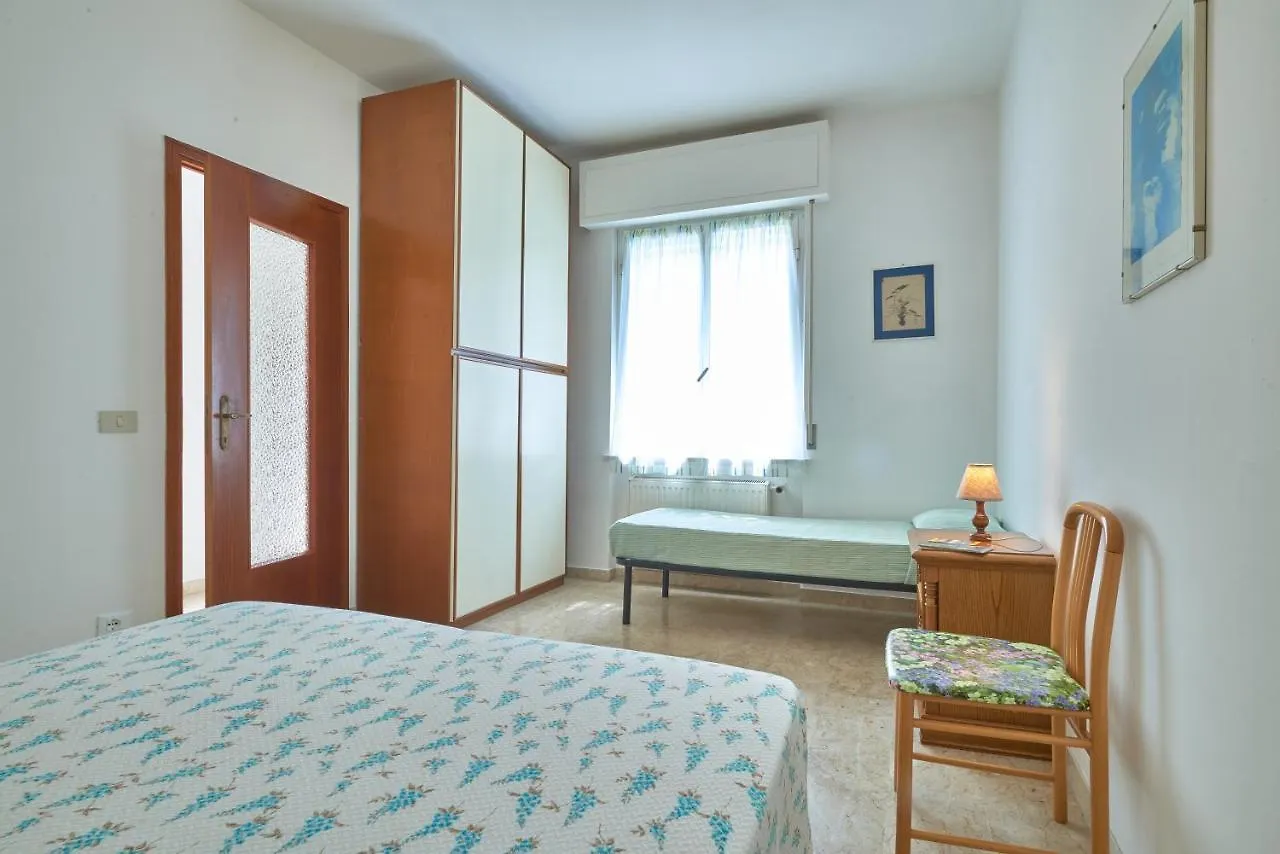 Apartment Ferienwohnung Casa Vacanze Annina Ceriale Italien