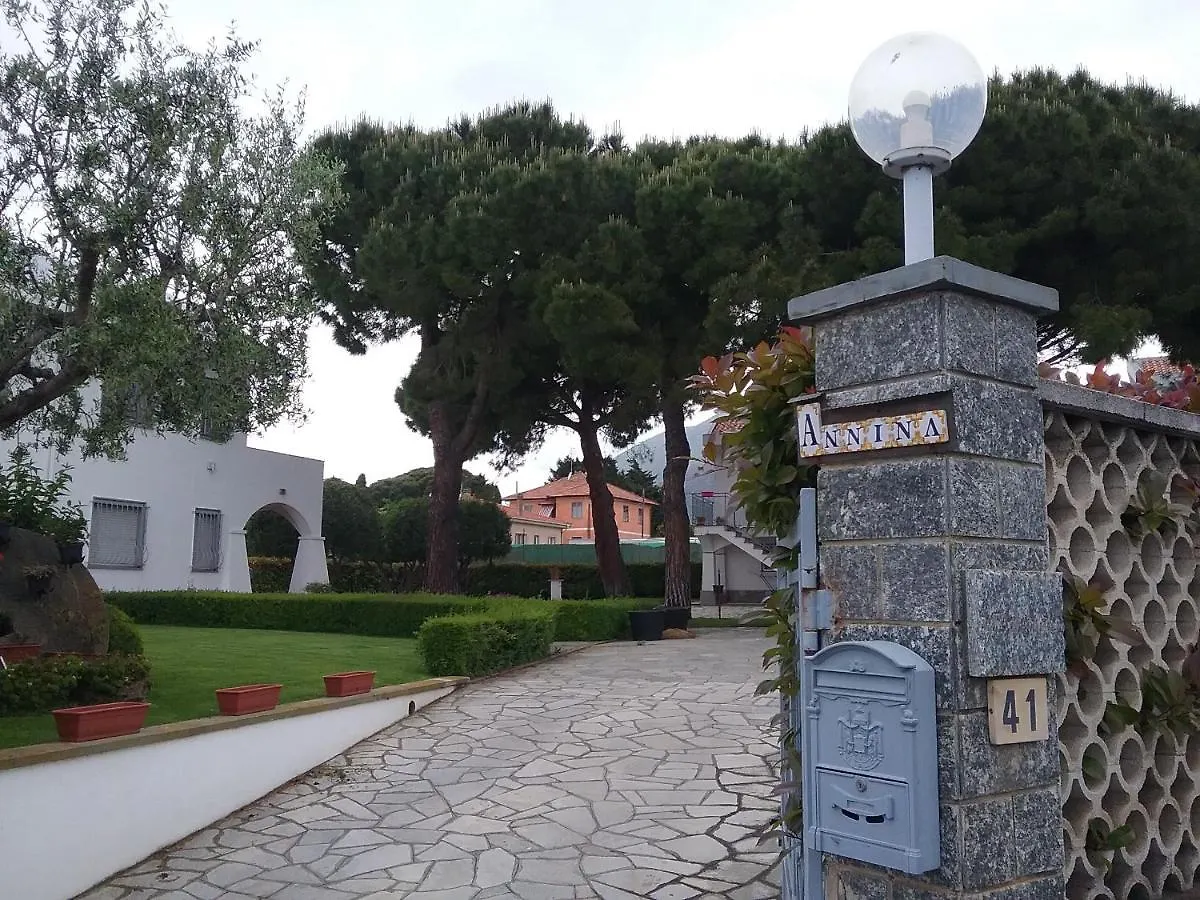 דירות Casa Vacanze Annina צ'ריאלה